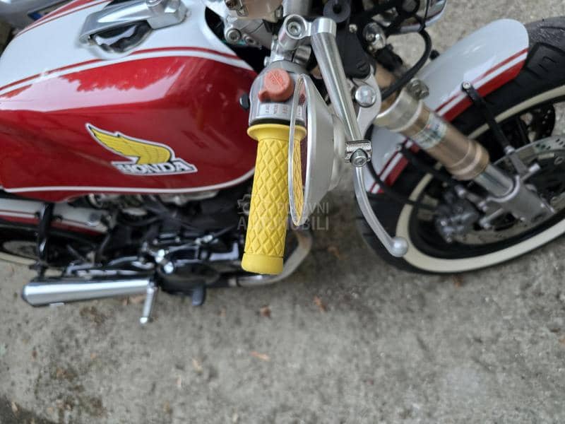 Honda CB400N Cafe Racer