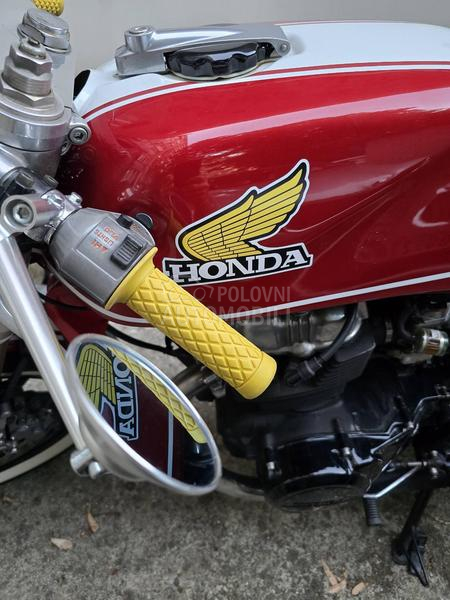 Honda CB400N Cafe Racer