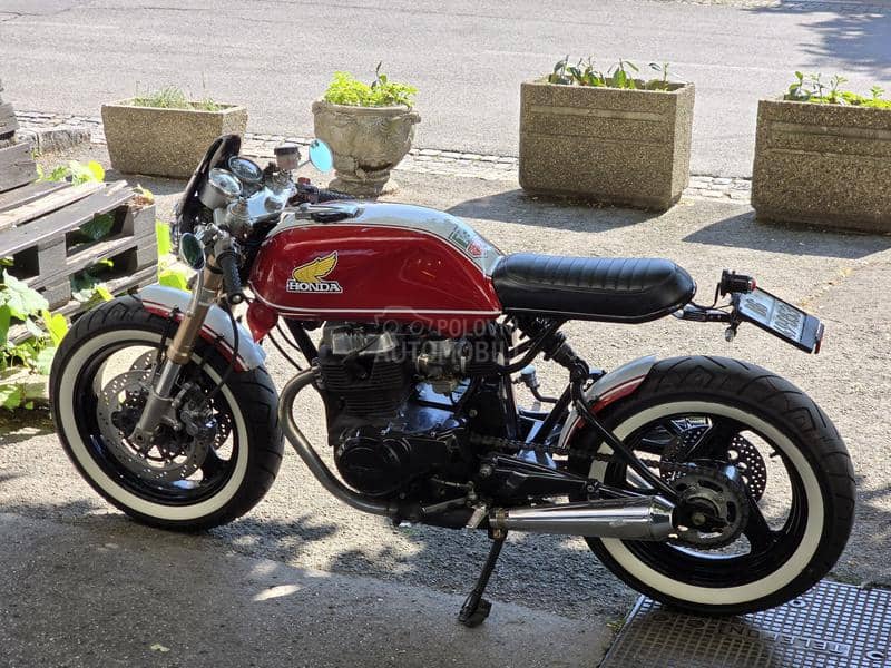 Honda CB400N Cafe Racer
