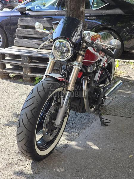 Honda CB400N Cafe Racer