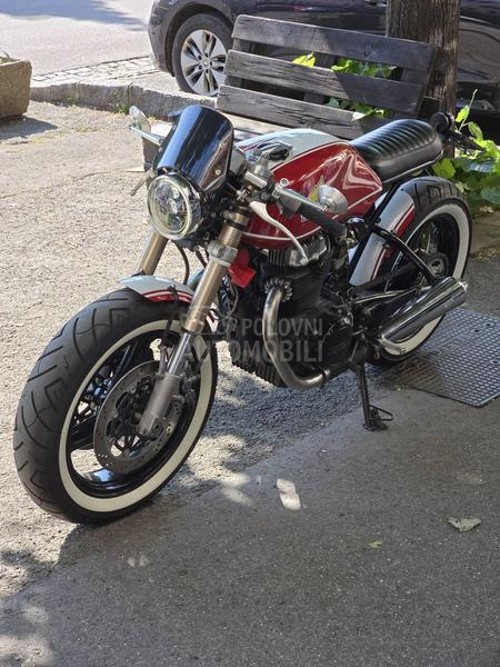Honda CB400N Cafe Racer