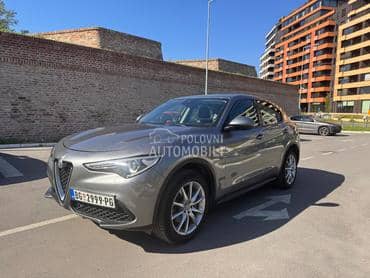 Alfa Romeo Stelvio 2,2,210 hp