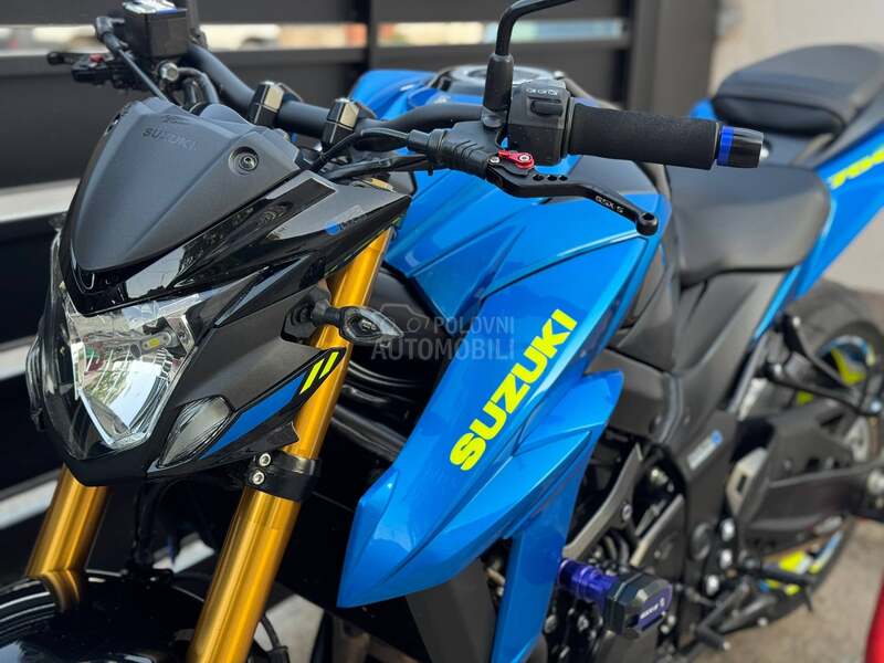 Suzuki GSXS 750 2021