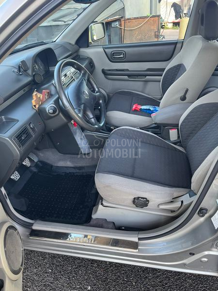 Nissan X-Trail T30