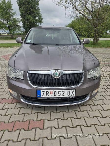 Škoda Superb 