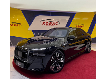 BMW M760e GRAN LUSSO SKYL TV