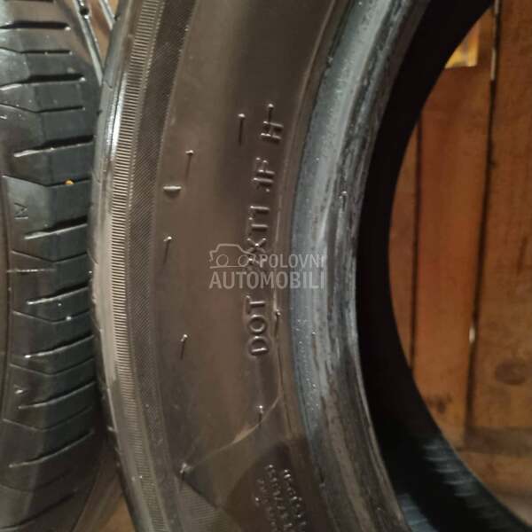 Hankook 215/55 R17 Letnja