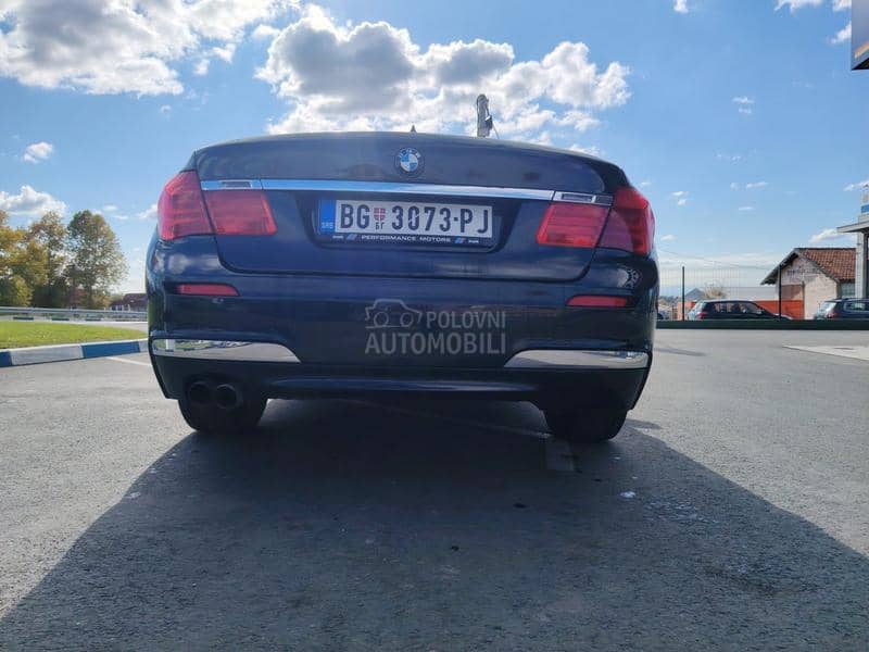 BMW 730 