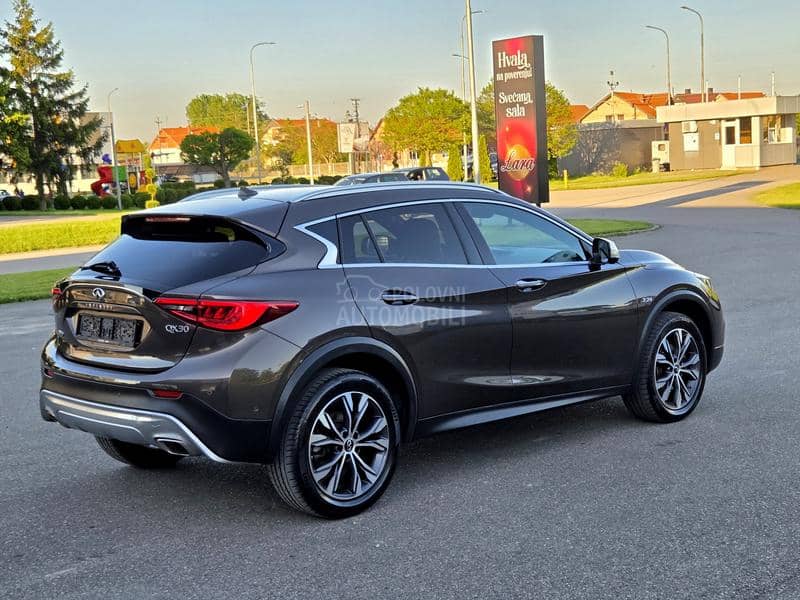 Infiniti QX30 /Premium Tech AWD/