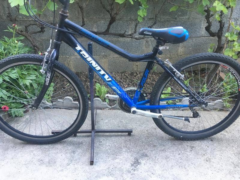 Polar Trinity 260 Plavi