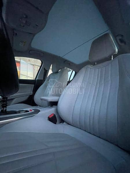 Peugeot 308 1.2b