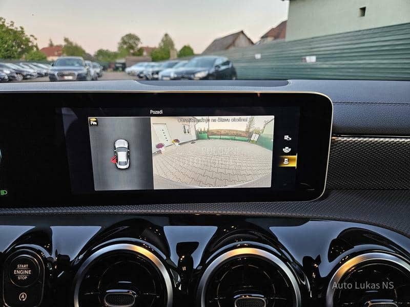 Mercedes Benz CLA 180 