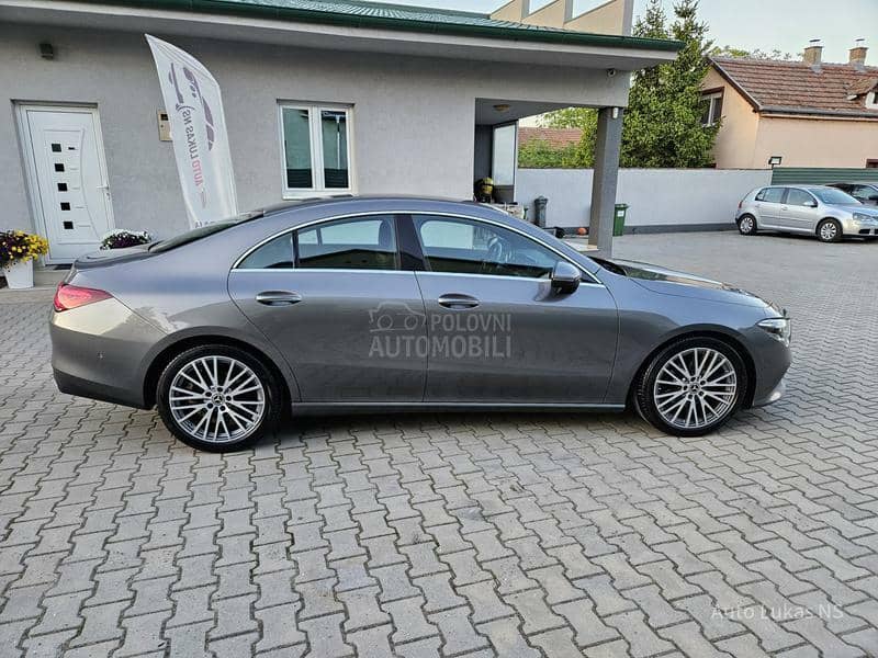 Mercedes Benz CLA 180 