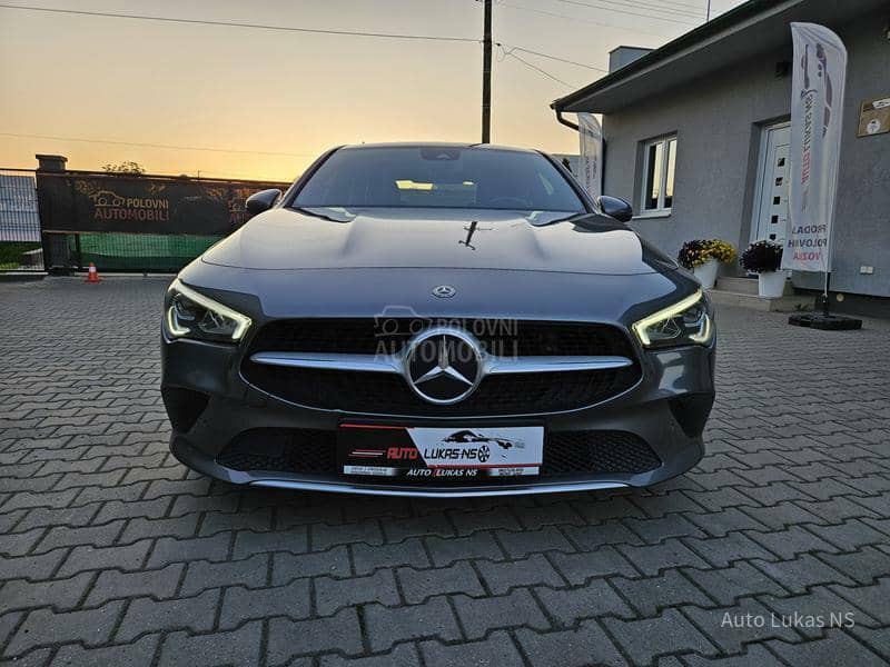 Mercedes Benz CLA 180 