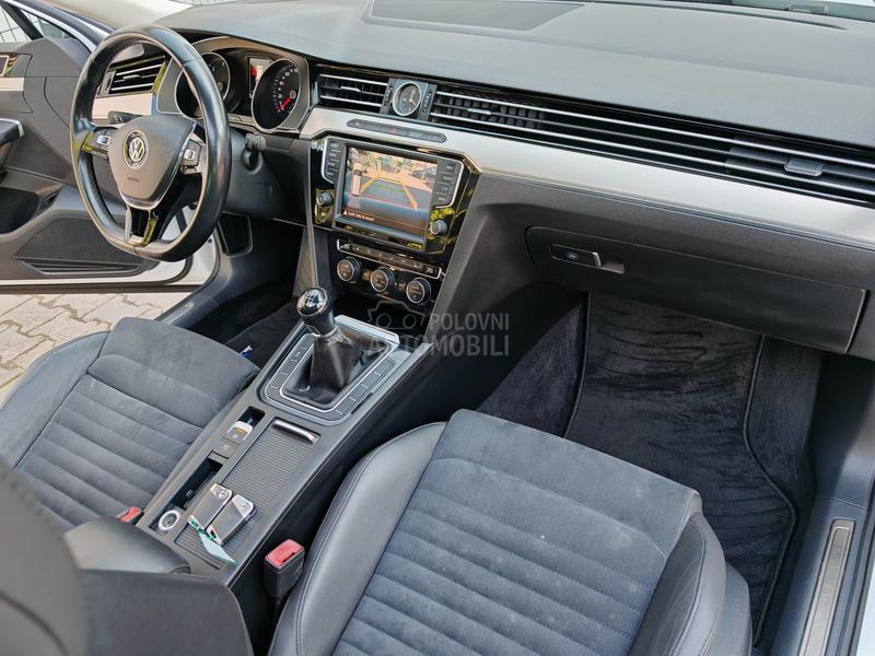 Volkswagen Passat B8 R LINE/MATRIX/PANO
