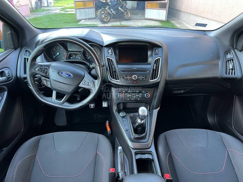 Ford Focus 1.5TDCI ST-LINE