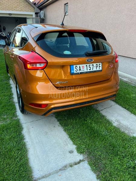 Ford Focus 1.5TDCI ST-LINE
