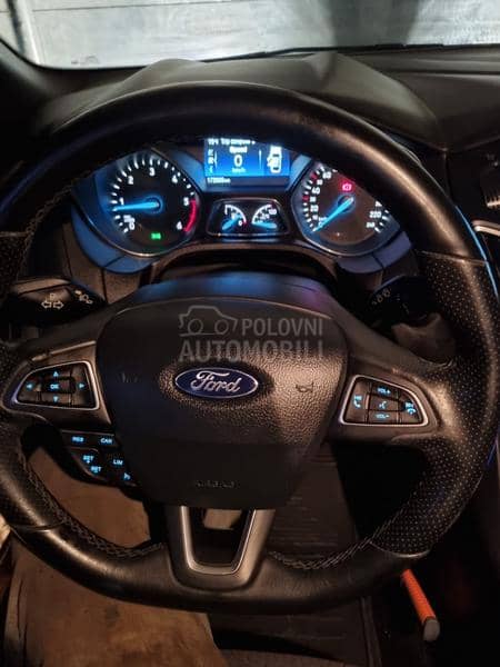 Ford Focus 1.5TDCI ST-LINE