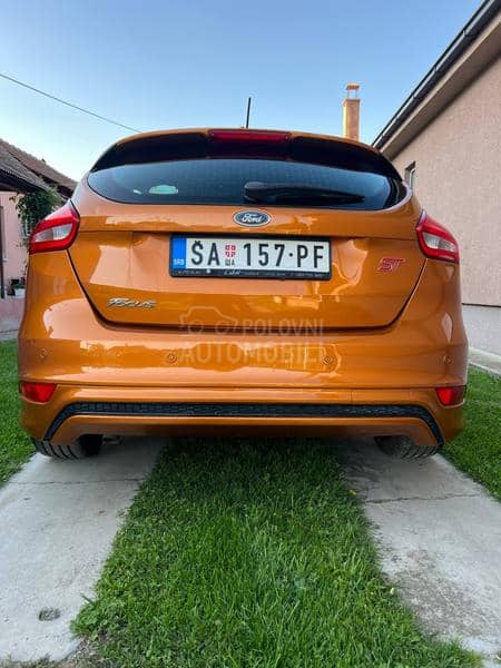 Ford Focus 1.5TDCI ST-LINE