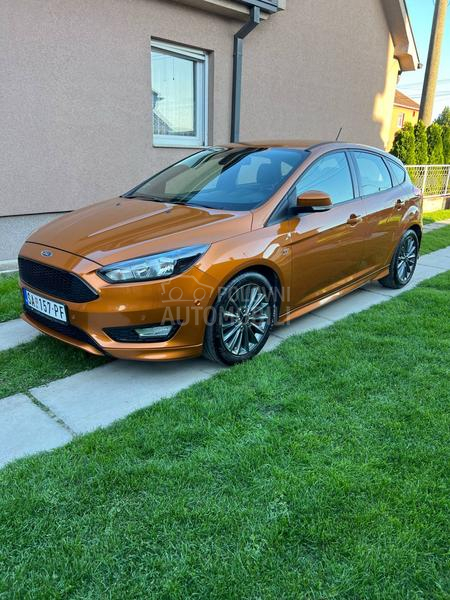 Ford Focus 1.5TDCI ST-LINE