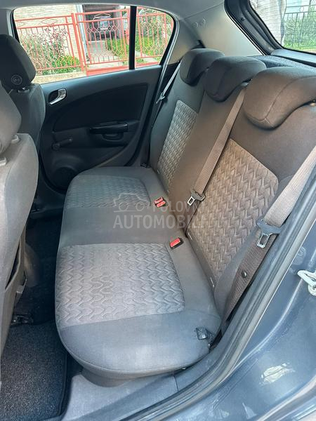 Opel Corsa D 1.4