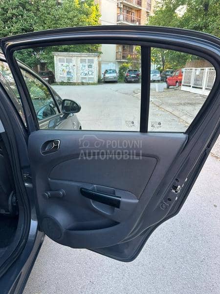 Opel Corsa D 1.4