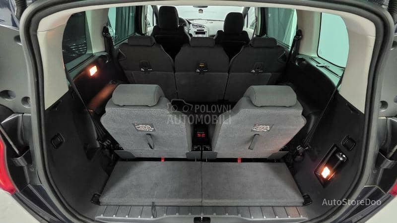 Peugeot 5008 1.6 VTI