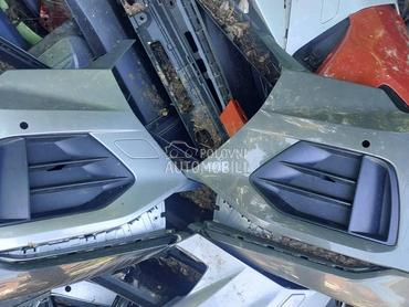 Branik za Audi Q3 od 2018. do 2023. god.