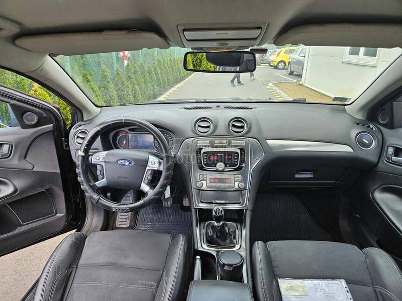 Ford Mondeo Titanium
