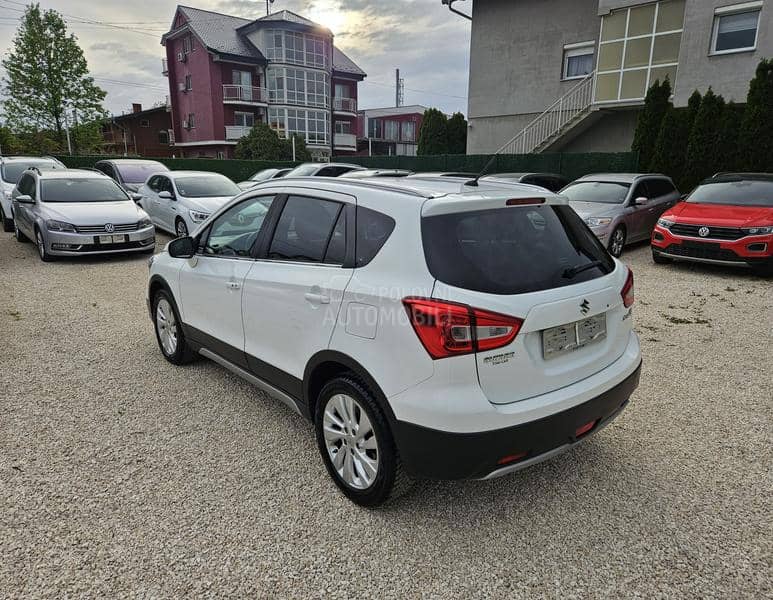 Suzuki SX4 S-Cross Oprema Odli čan