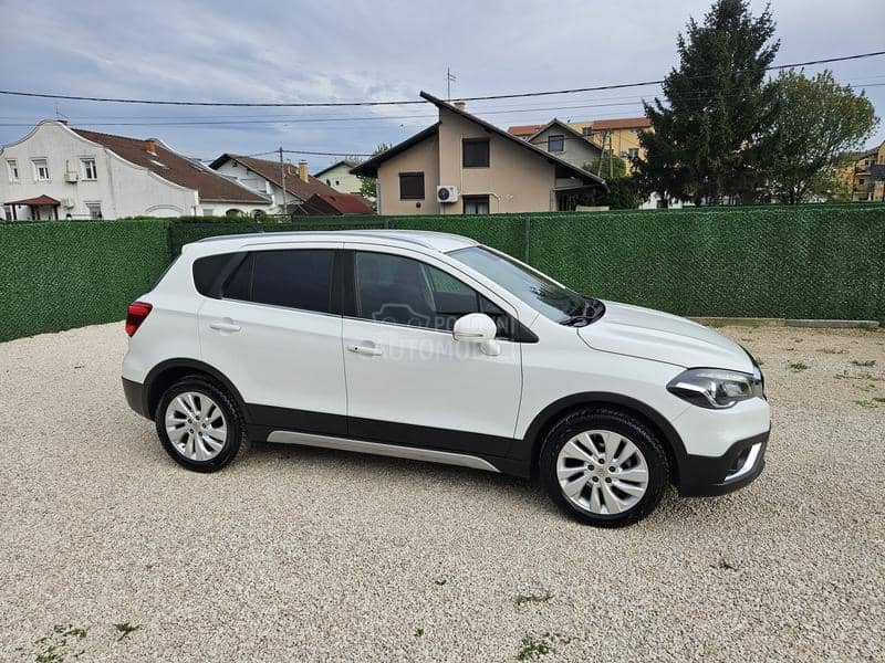 Suzuki SX4 S-Cross Oprema Odli čan