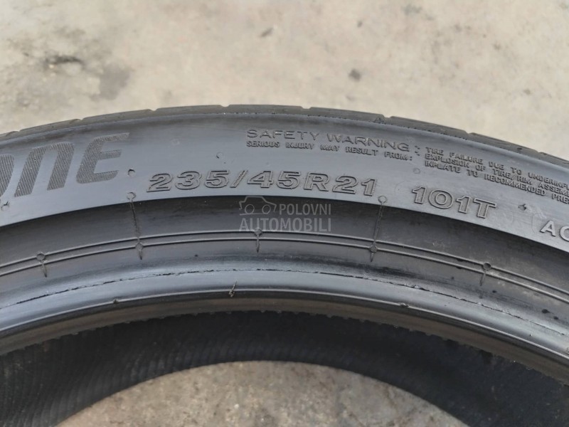 Bridgestone 235/45 R21 Letnja