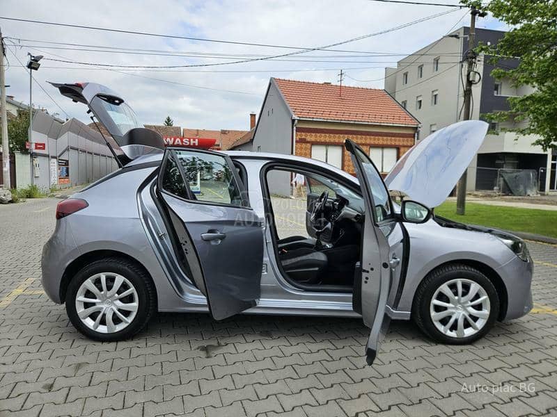 Opel Corsa F 1.5cdti LED/NAV