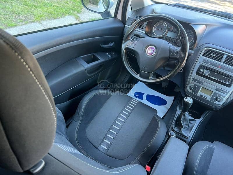 Fiat Grande Punto iz CH Sport