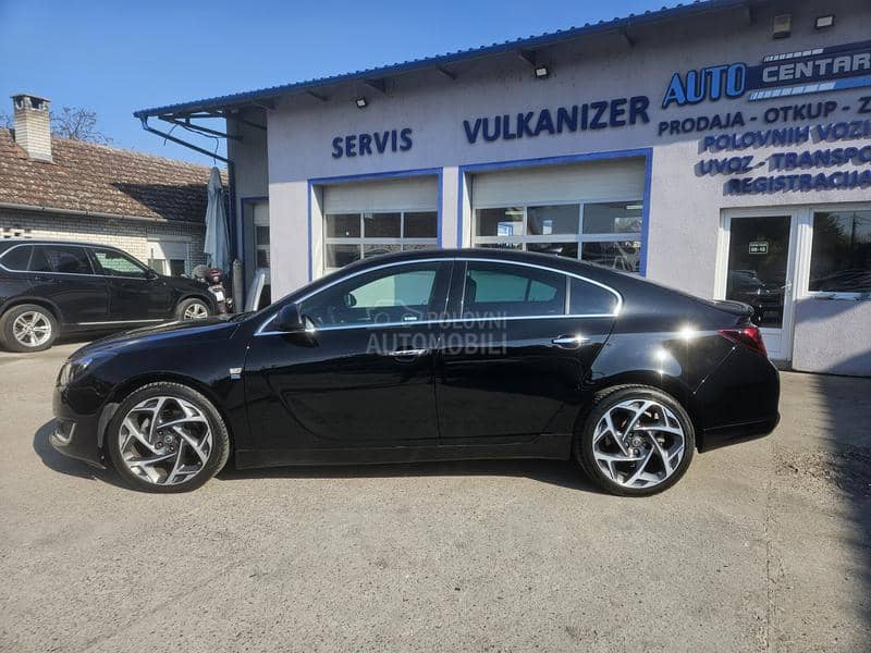 Opel Insignia OPC LINE
