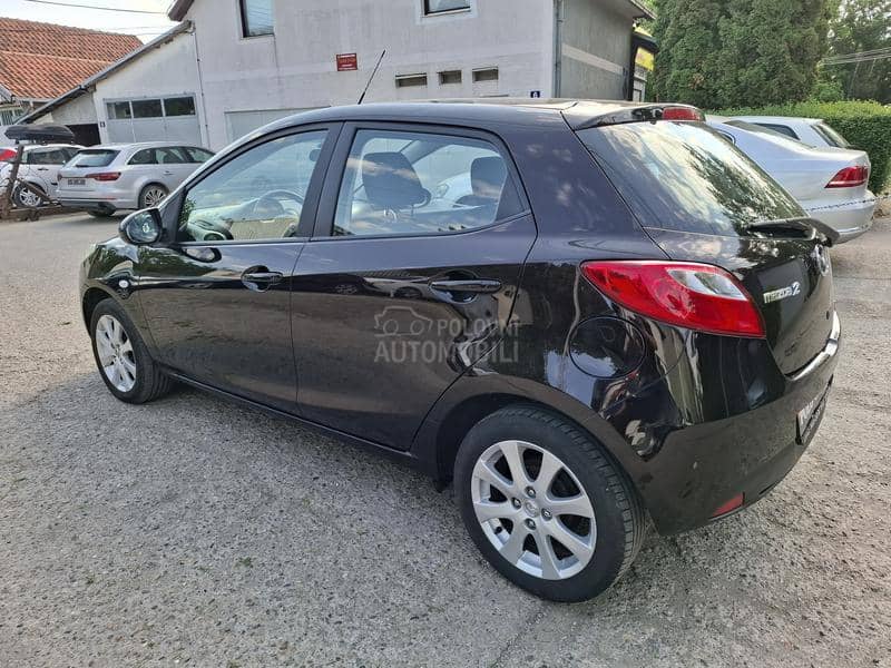 Mazda 2 1.3B,iz CH/pre.lepa/
