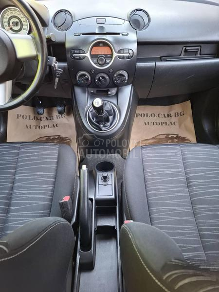 Mazda 2 1.3B,iz CH/pre.lepa/