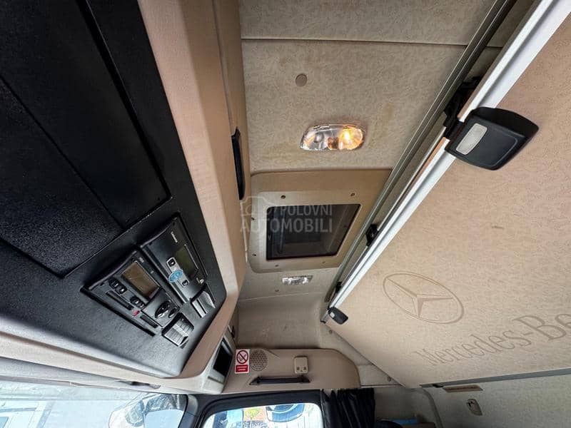 Mercedes Benz ACTROS 1842 LS