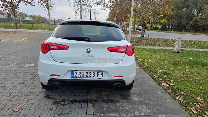 Alfa Romeo Giulietta 