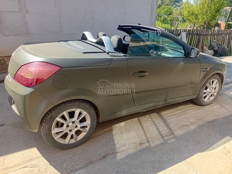 Opel Tigra 1.4 kabrijo