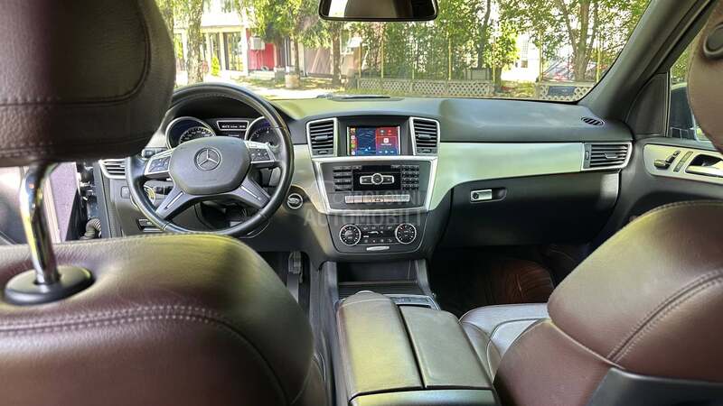 Mercedes Benz ML 350 Bluetec Airmatic