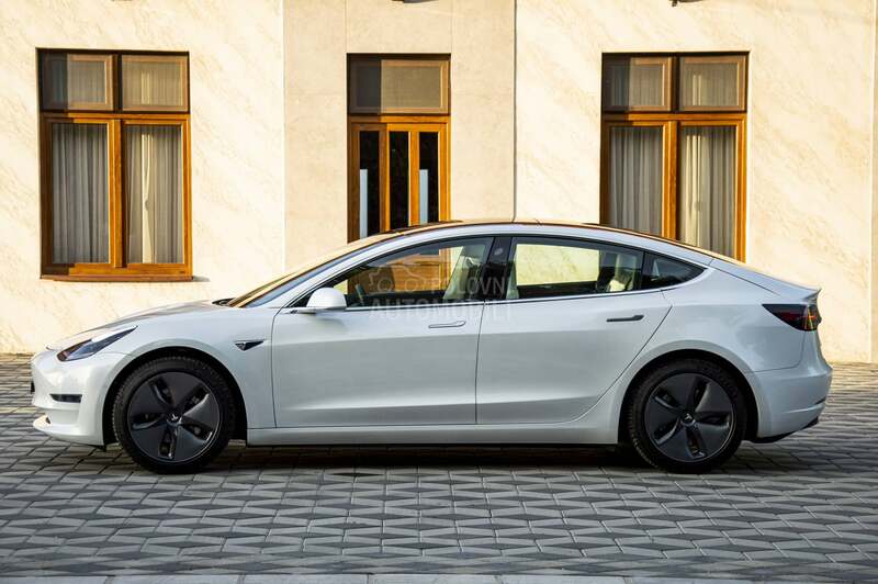Tesla Model 3 Dual 4x4 Long Range