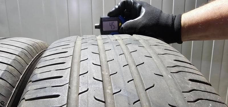 Continental 235/55 R18 Letnja