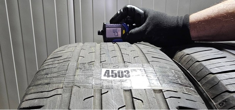 Continental 235/55 R18 Letnja