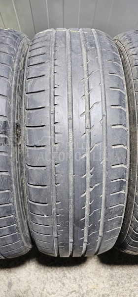 Kumho 225/60 R18 Letnja