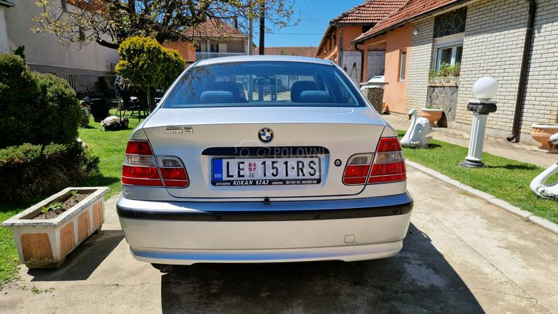 BMW 318 E46