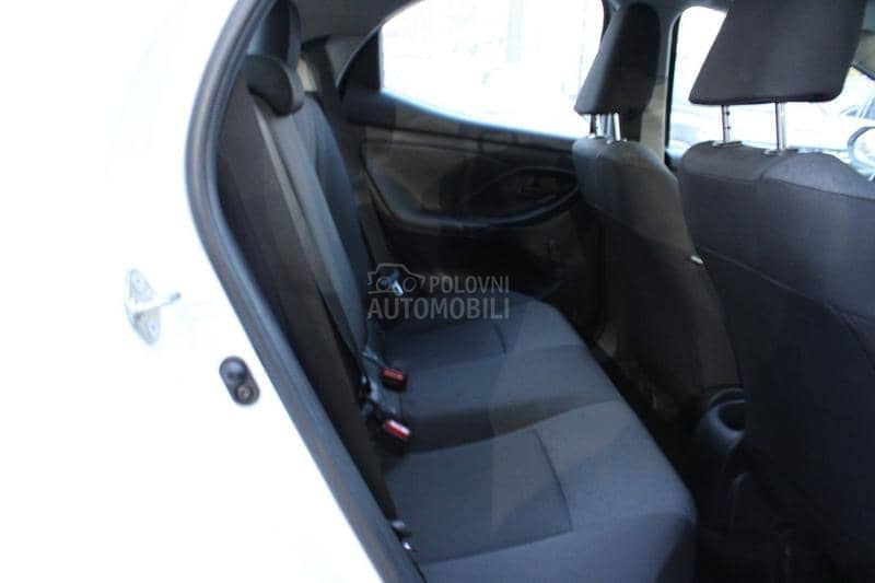 Toyota Yaris 1.0