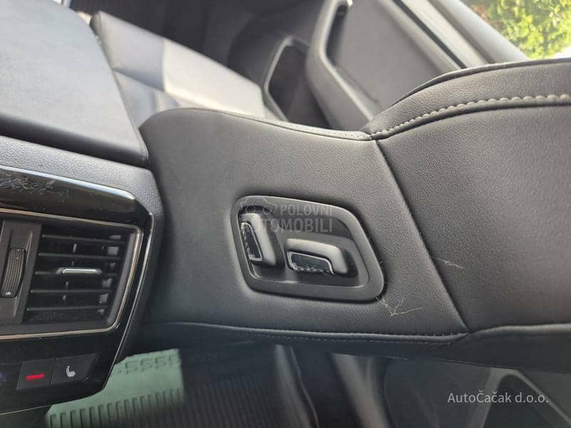Škoda Superb REZERVISAN