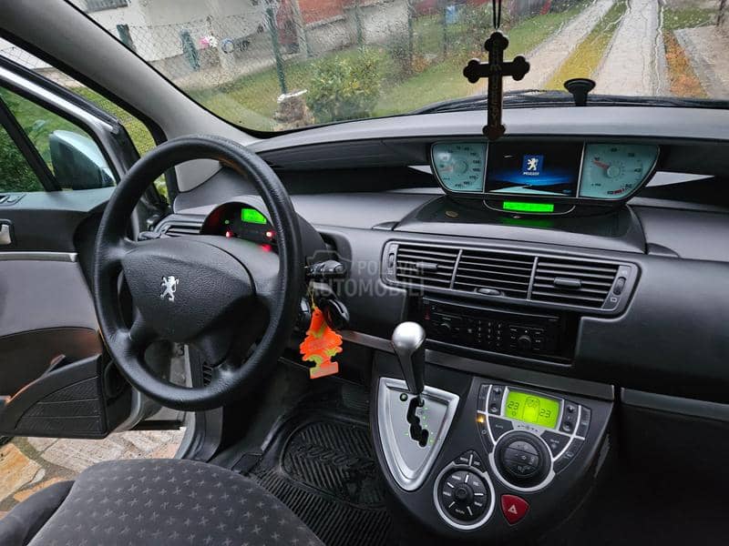 Peugeot 807 