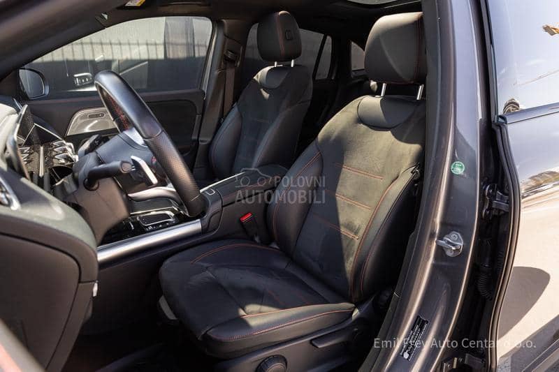 Mercedes Benz GLA 220 